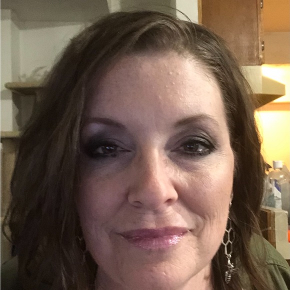 Meet your Posher, Alethia - Picture 16 of 16